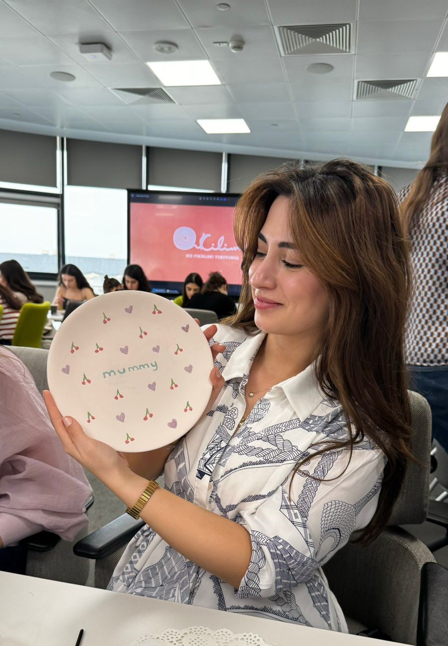 Hazır keramika məhsulların rənglənməsi